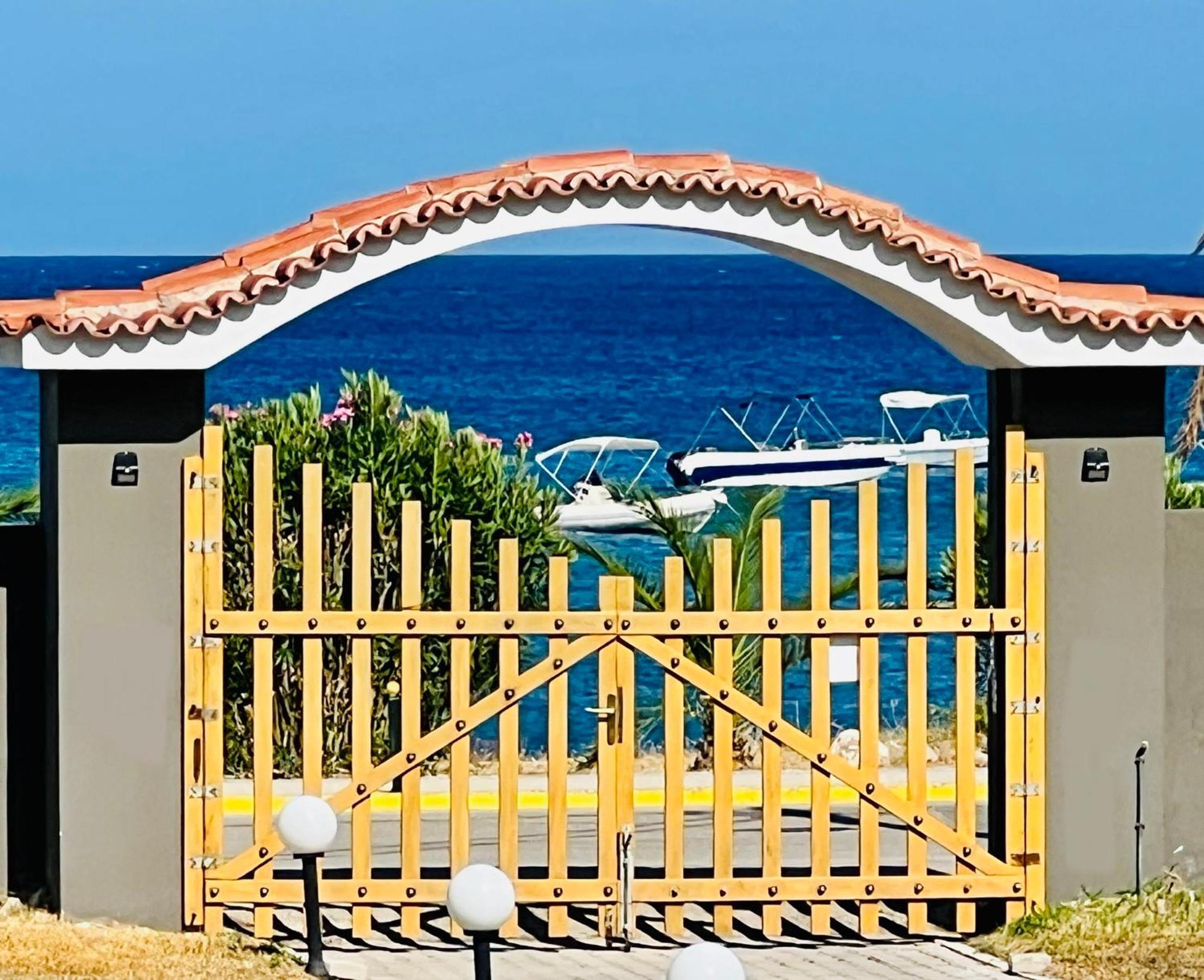 Gazonia Family Estate Hotell Skala  Exteriör bild